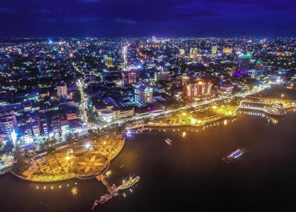 Hotel Sutomo Makassar Ngoại thất bức ảnh