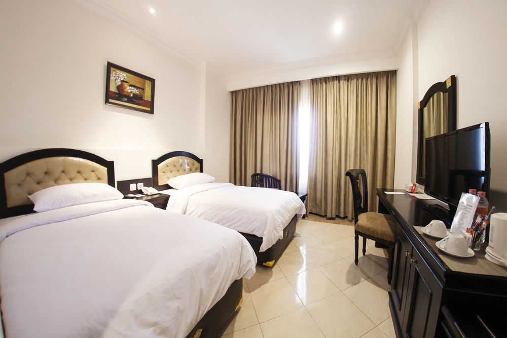 Hotel Sutomo Makassar Ngoại thất bức ảnh