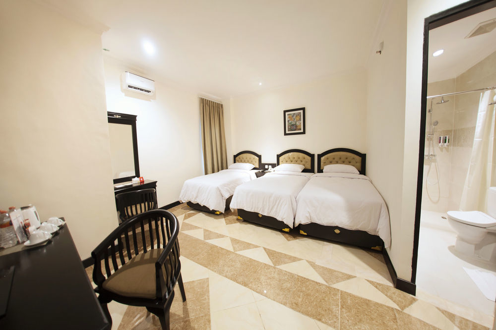 Hotel Sutomo Makassar Ngoại thất bức ảnh