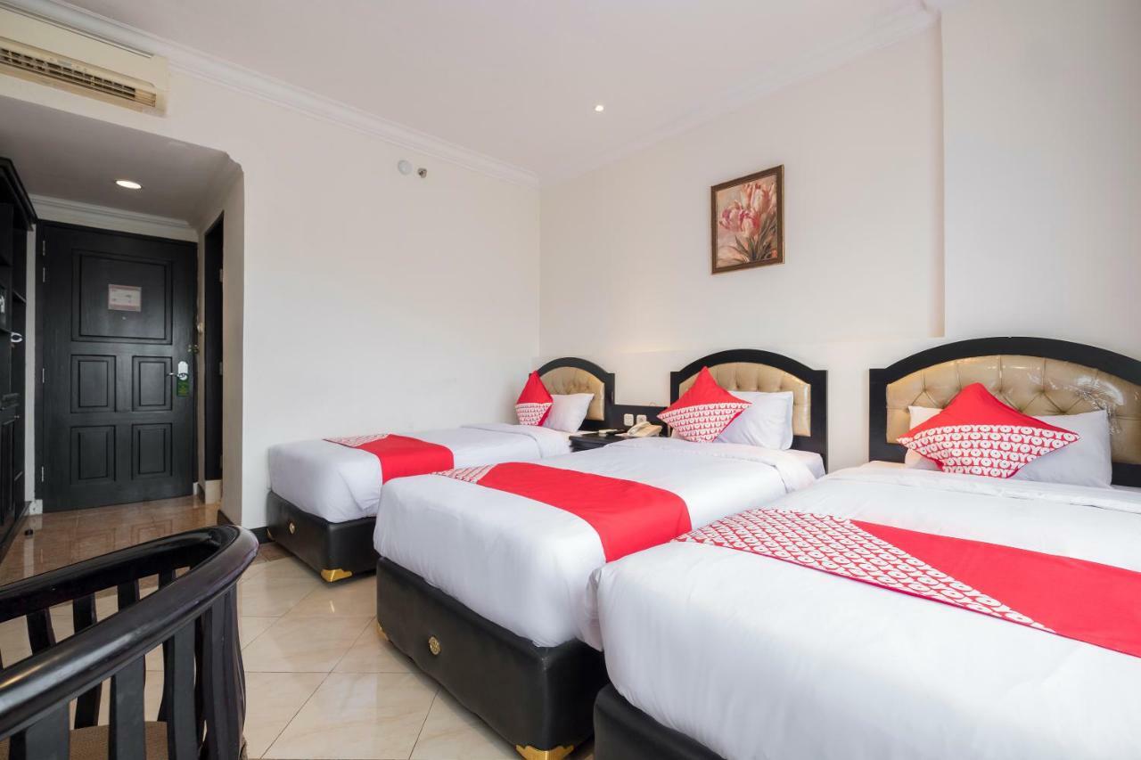 Hotel Sutomo Makassar Ngoại thất bức ảnh
