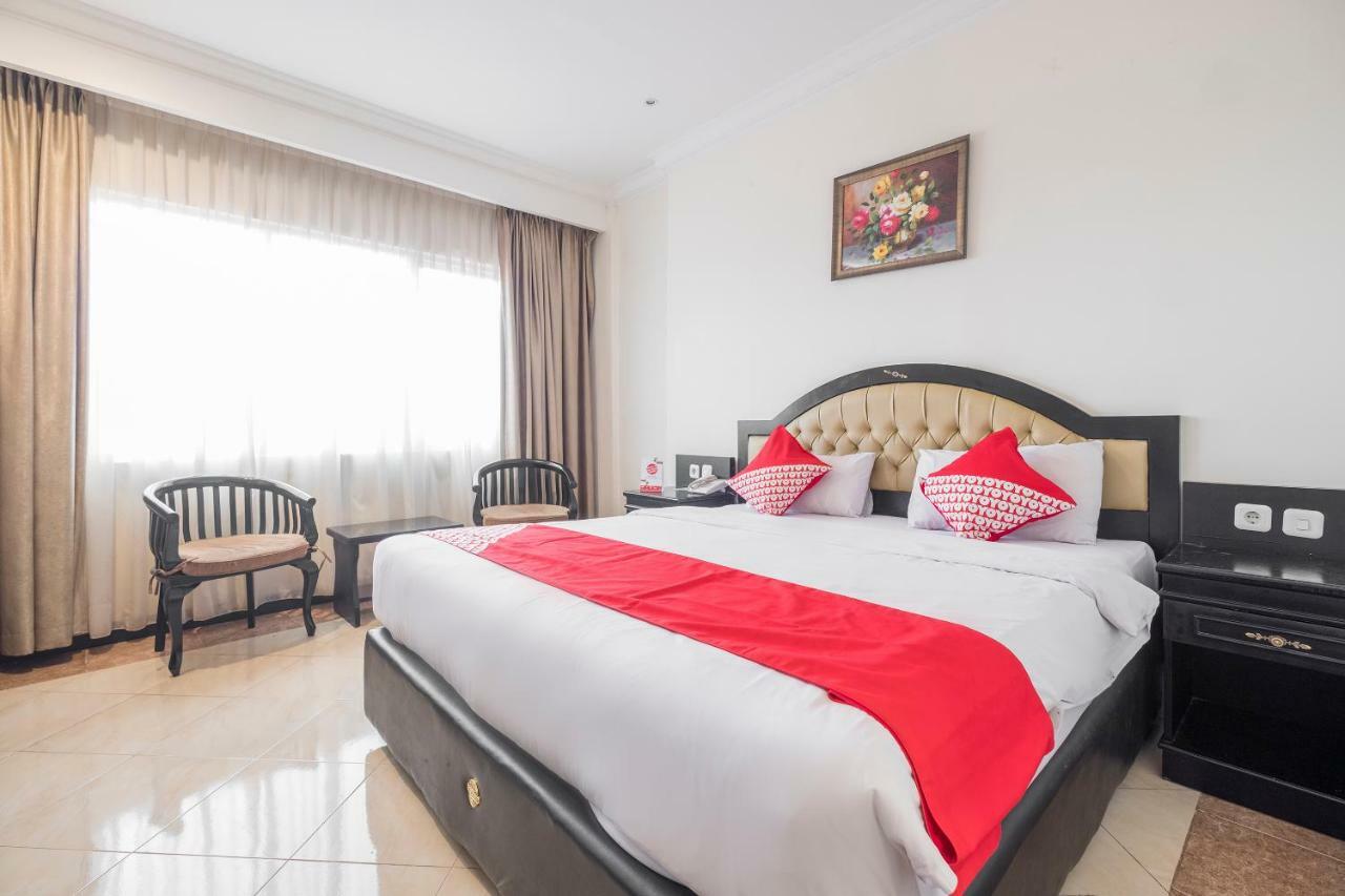Hotel Sutomo Makassar Ngoại thất bức ảnh