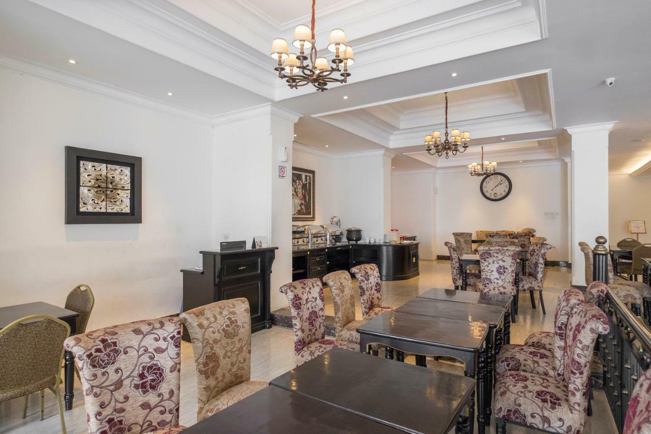 Hotel Sutomo Makassar Ngoại thất bức ảnh
